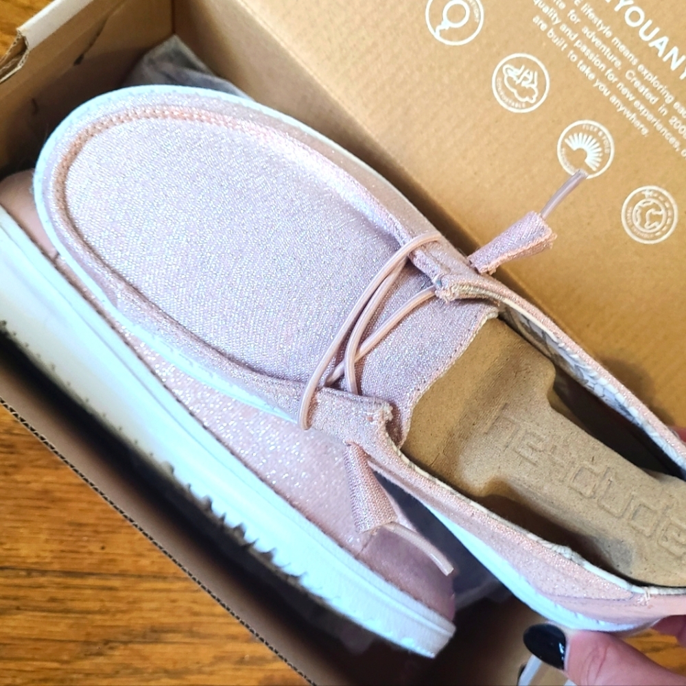 Hey Dude Women's Pink Sneakers